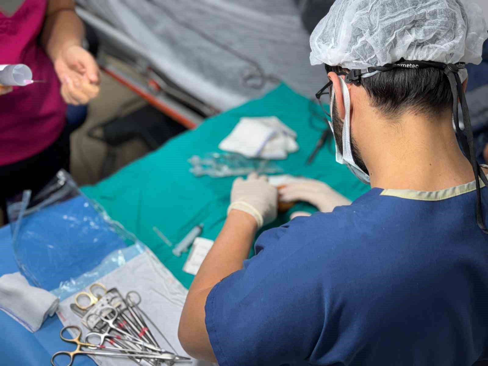 el cerrahisinde yeni donem agrisiz lokal anestezi kaygisiz ameliyat 2 ljTm9FqP