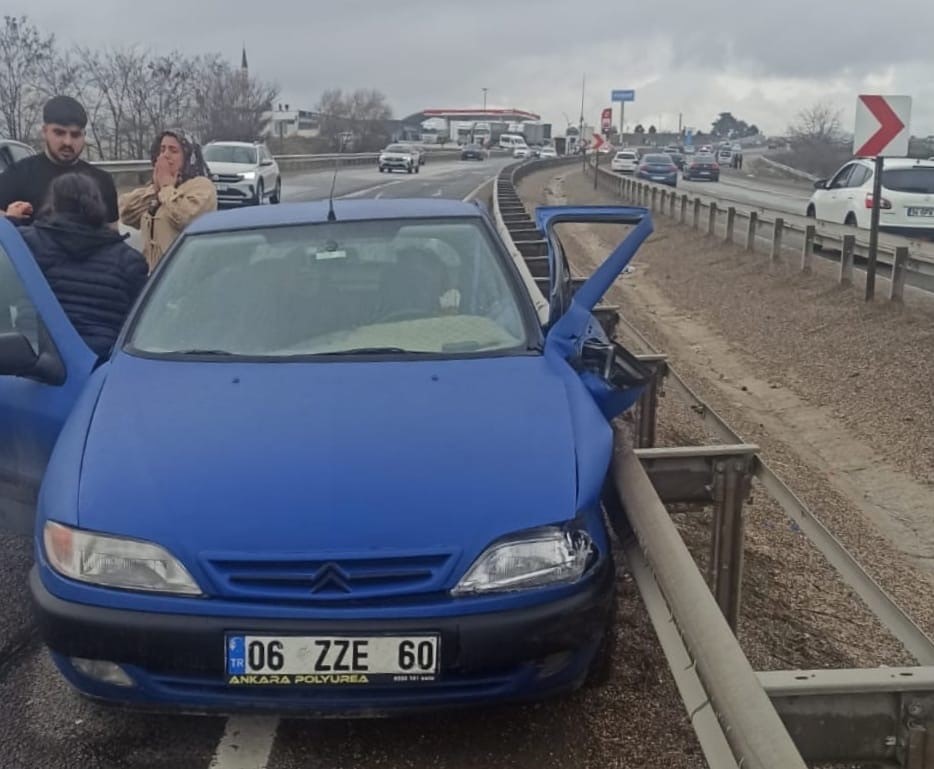 el frenini cekmeyi unuttugu aracini durdurmaya calisirken yasamini yitirdi 0 241yKXK9