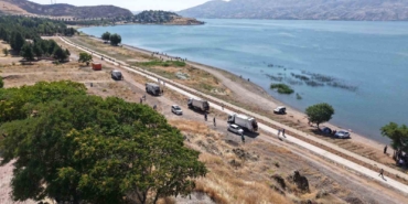 elazig-hazar-golu-cevresinde-temizlik-calismasi-65dp2lEy.jpg