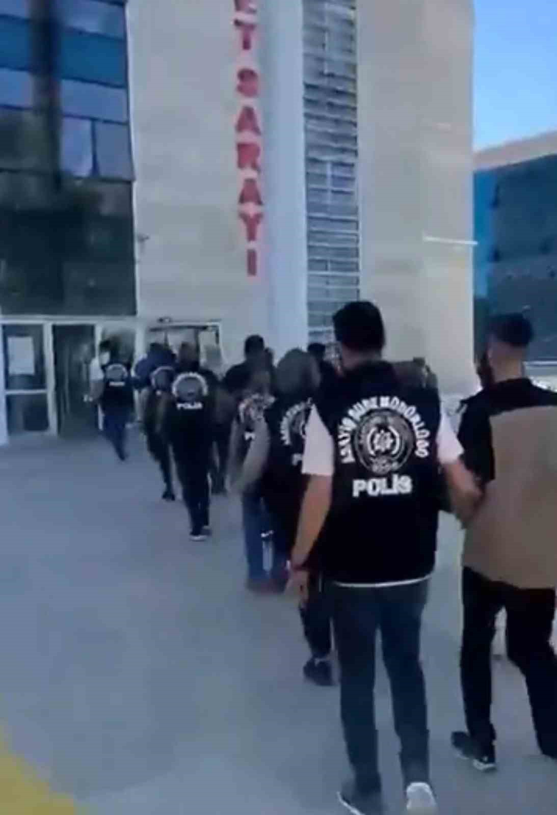 Elazığ merkezli dolandırıcılık operasyonu: 3 tutuklama 7 elazig merkezli dolandiricilik operasyonu 3 tutuklama 3 fu5edq8s