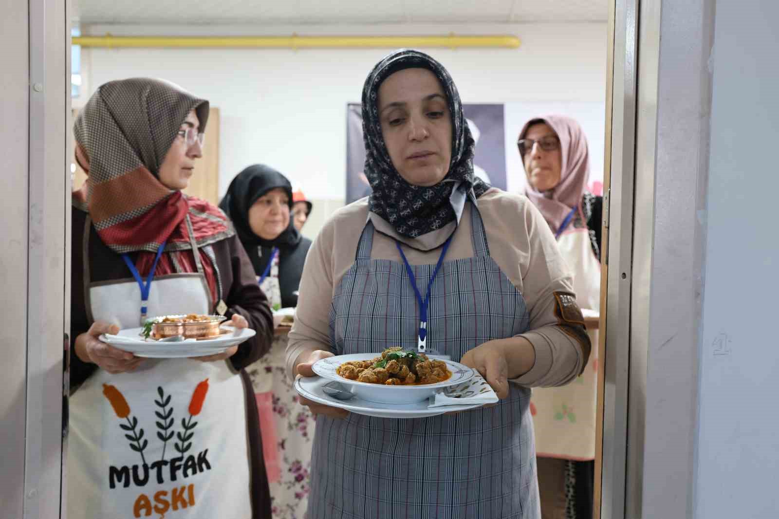 elazig mutfagi ulusal arenaya tasiniyor 40 kadin geleneksel tariflerle yaristi 11 uiEOAHit