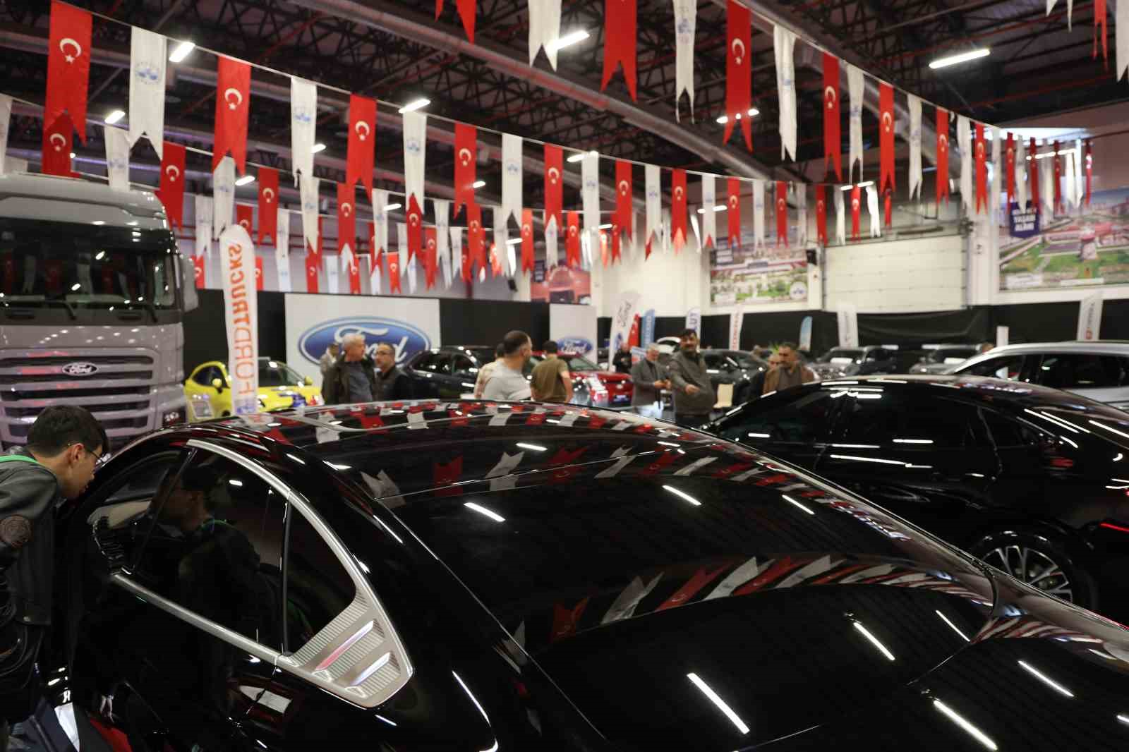 elazig oto show fuari kapilarini acti 1 gfOQhMUr