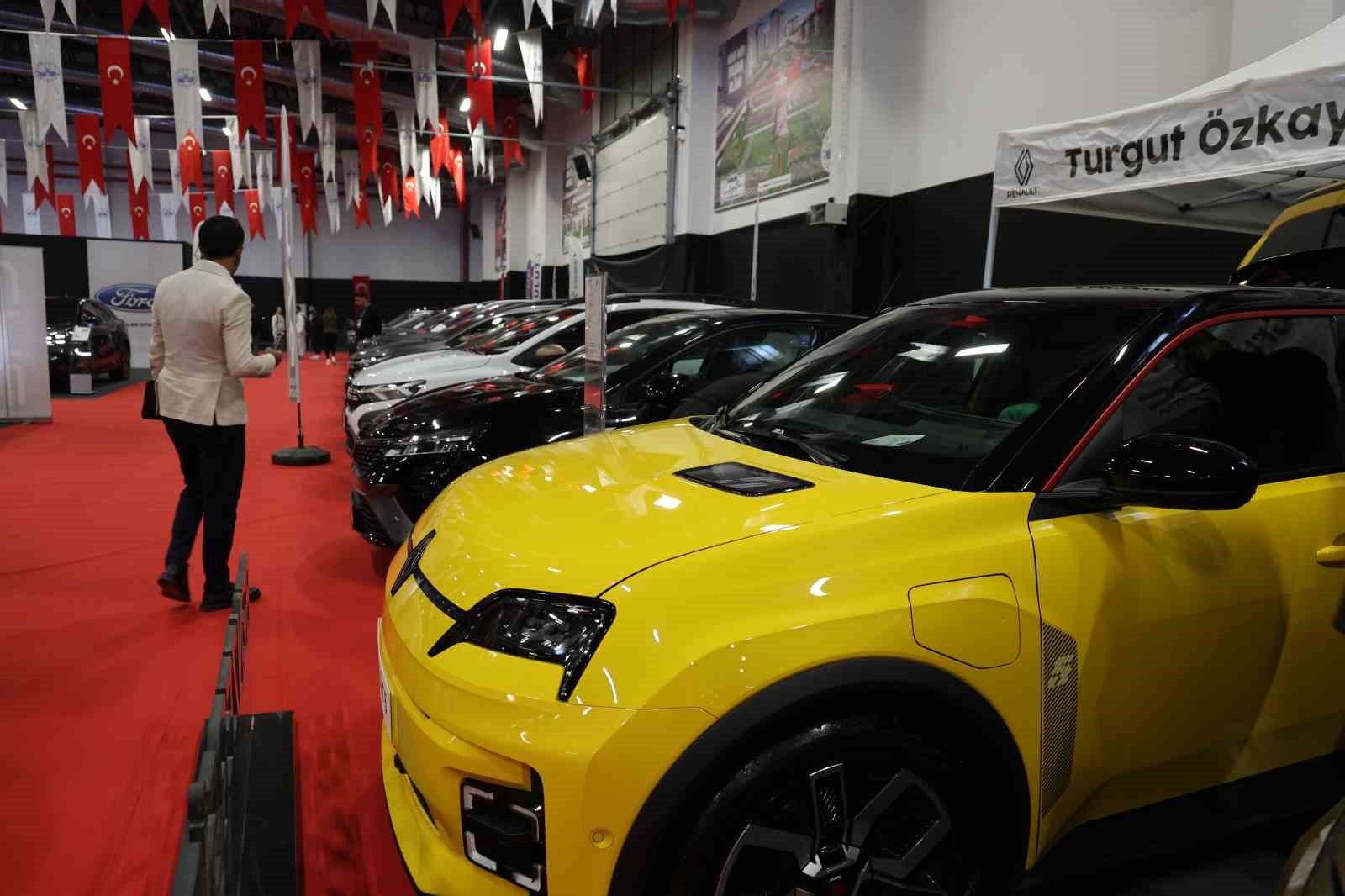 elazig oto show fuari kapilarini acti 2 gdDUZAyd