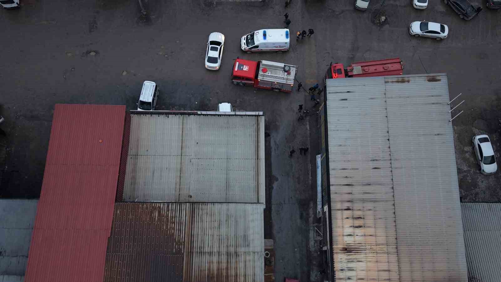 elazig sanayi sitesinde korkutan yangin 5 ew297YFf