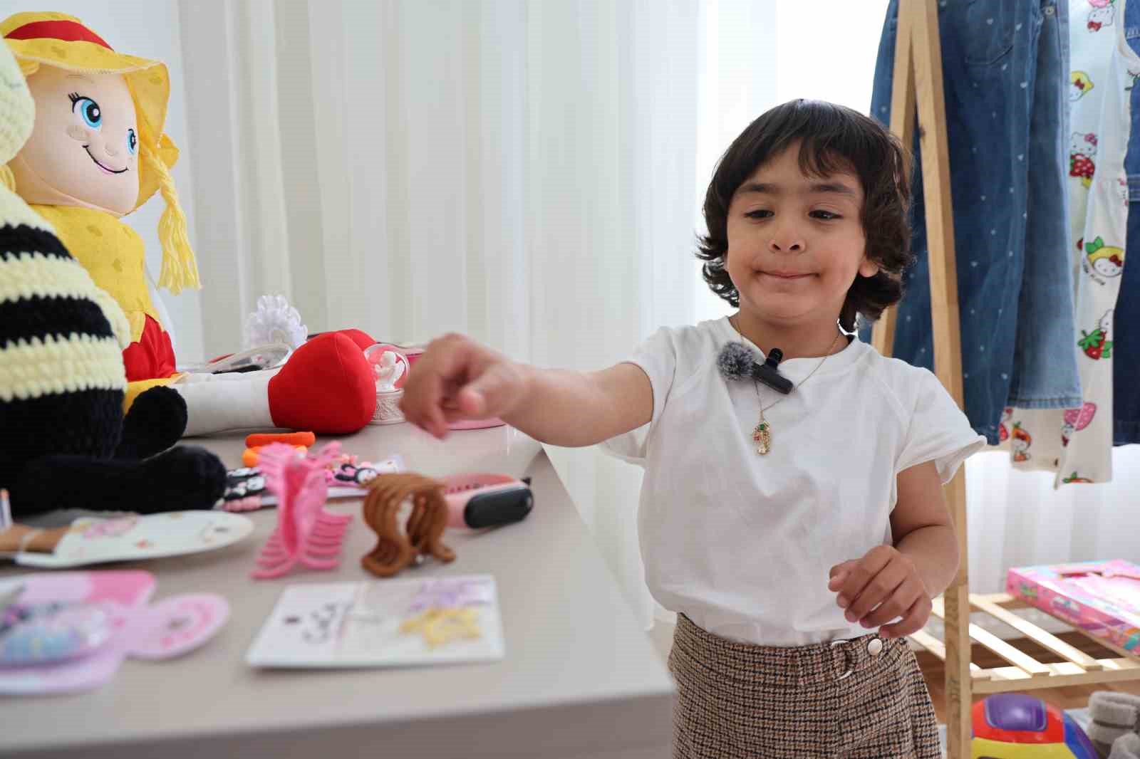 elazig seferber oldu minik zeynep ve dedesi yeni evlerine kavustu 2 BQy1U6MN