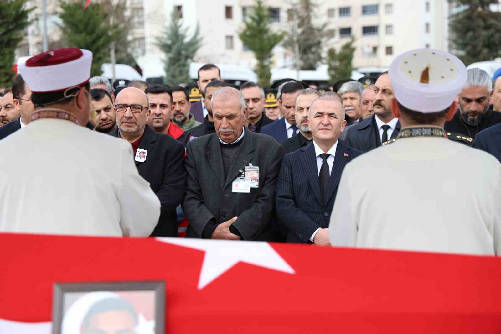 elazig sehidini son yolculuguna ugurladi 2 RZKDdSEu