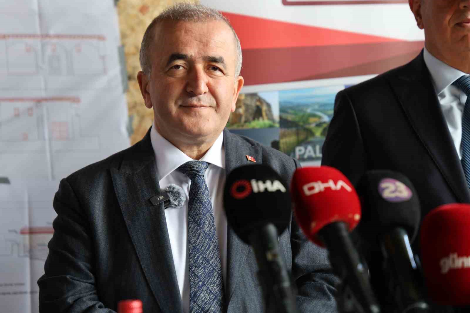 Elazığ Valisi Hatipoğlu: "2025’te arkeolojik çalışmalara 20 milyon TL kaynak aktardık" 10 elazig valisi hatipoglu 2025te arkeolojik calismalara 20 milyon tl kaynak aktardik 6 8aNE2dV2