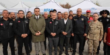 elazig-valisi-hatipoglu-calismalarimiz-cocugumuz-bulununcaya-kadar-devam-edecek-xkTW3Kvh.jpg