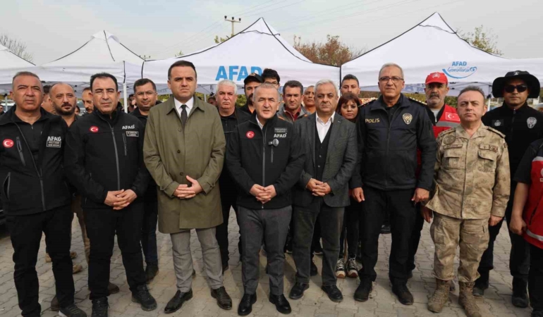 elazig-valisi-hatipoglu-calismalarimiz-cocugumuz-bulununcaya-kadar-devam-edecek-xkTW3Kvh.jpg