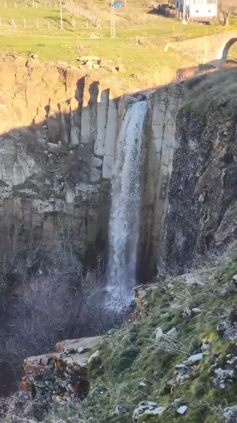 elazigda 40 metre yukseklikten dokulen selale kesfedilmeyi bekliyor 3 ntybZHCd