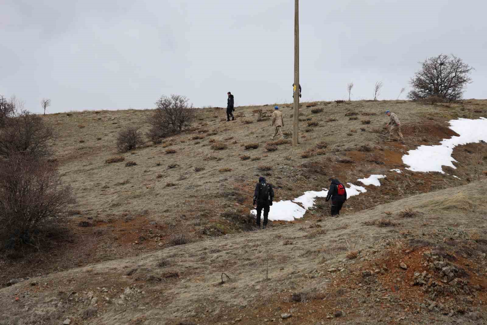 elazigda 5 gundur kayip olan yasli adam icin 100 kisilik ekip sahada 6