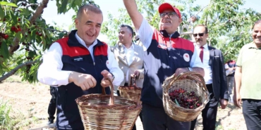 elazigda-7-bin-dekar-alanda-kiraz-hasadi-devam-ediyor-nN2ONnsc.jpg