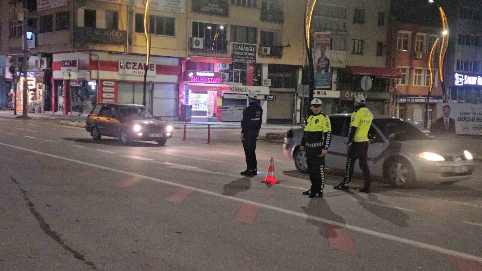 elazigda bayram oncesi genis capli asayis uygulamasi 5 apmSQp3b