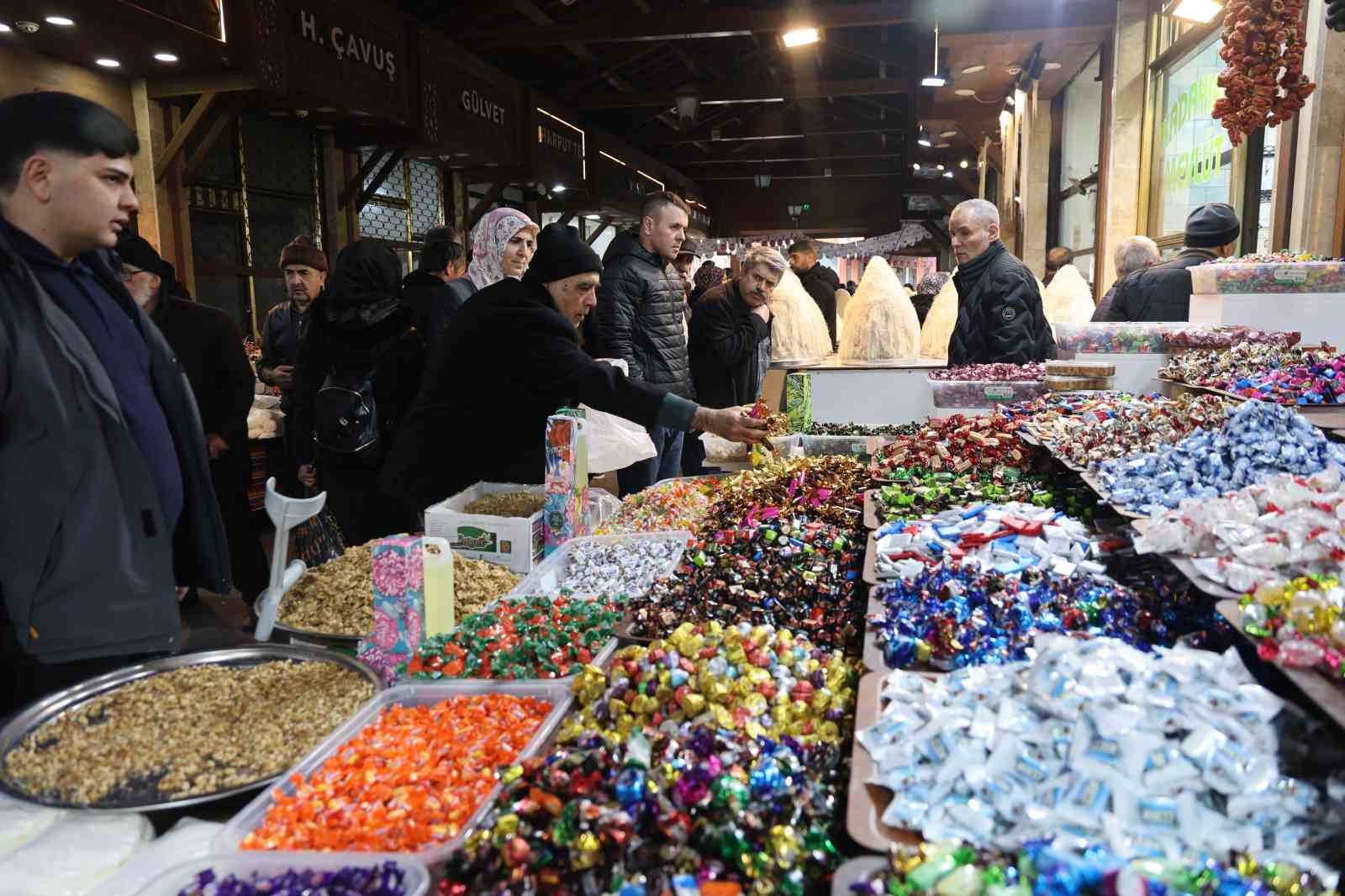 elazigda bayram sekerleri tezgahlardaki yerini aldi 5 ZMm17mz8