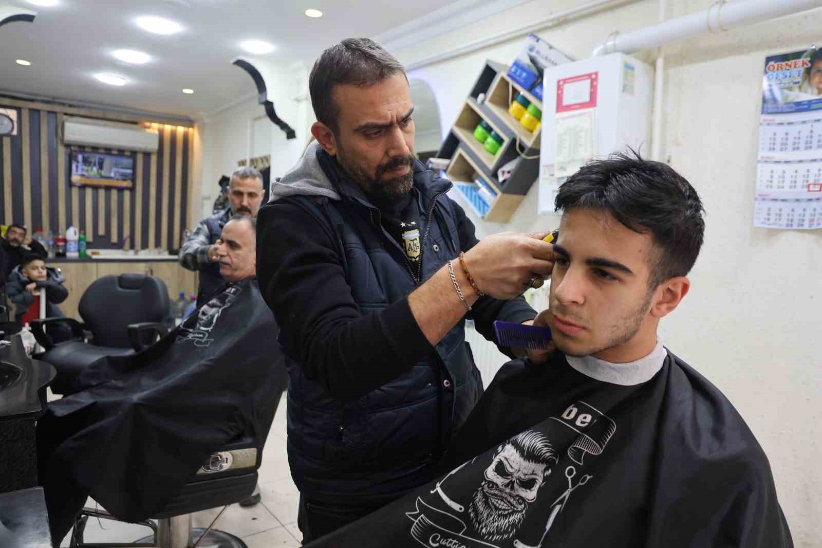elazigda berberlerde bayram mesaisi 3 SmakzBsL