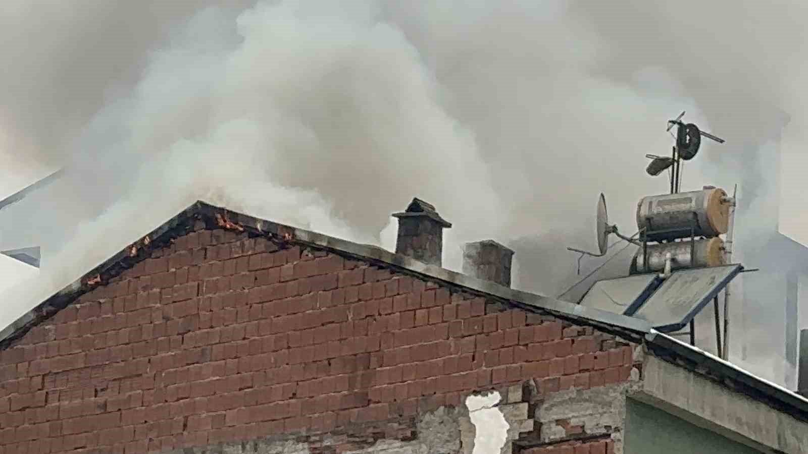 elazigda cati yangini 2 NpkOKEmE