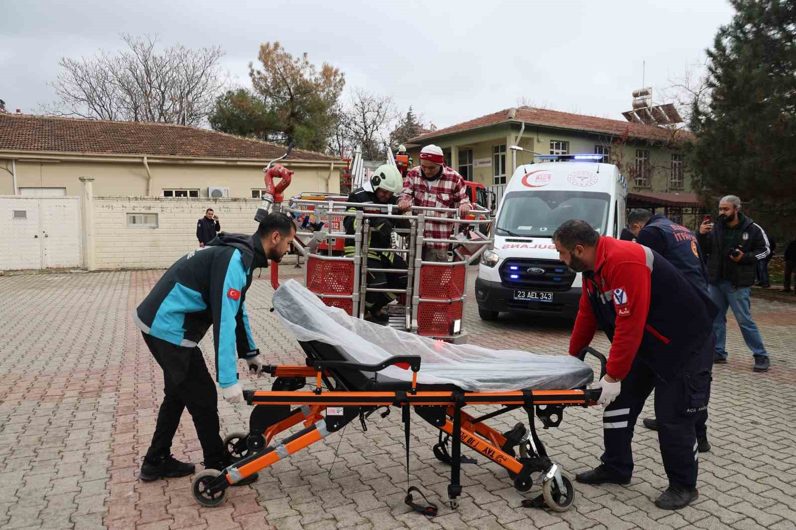 elazigda deprem ve yangin tatbikati gerceklestirildi 1