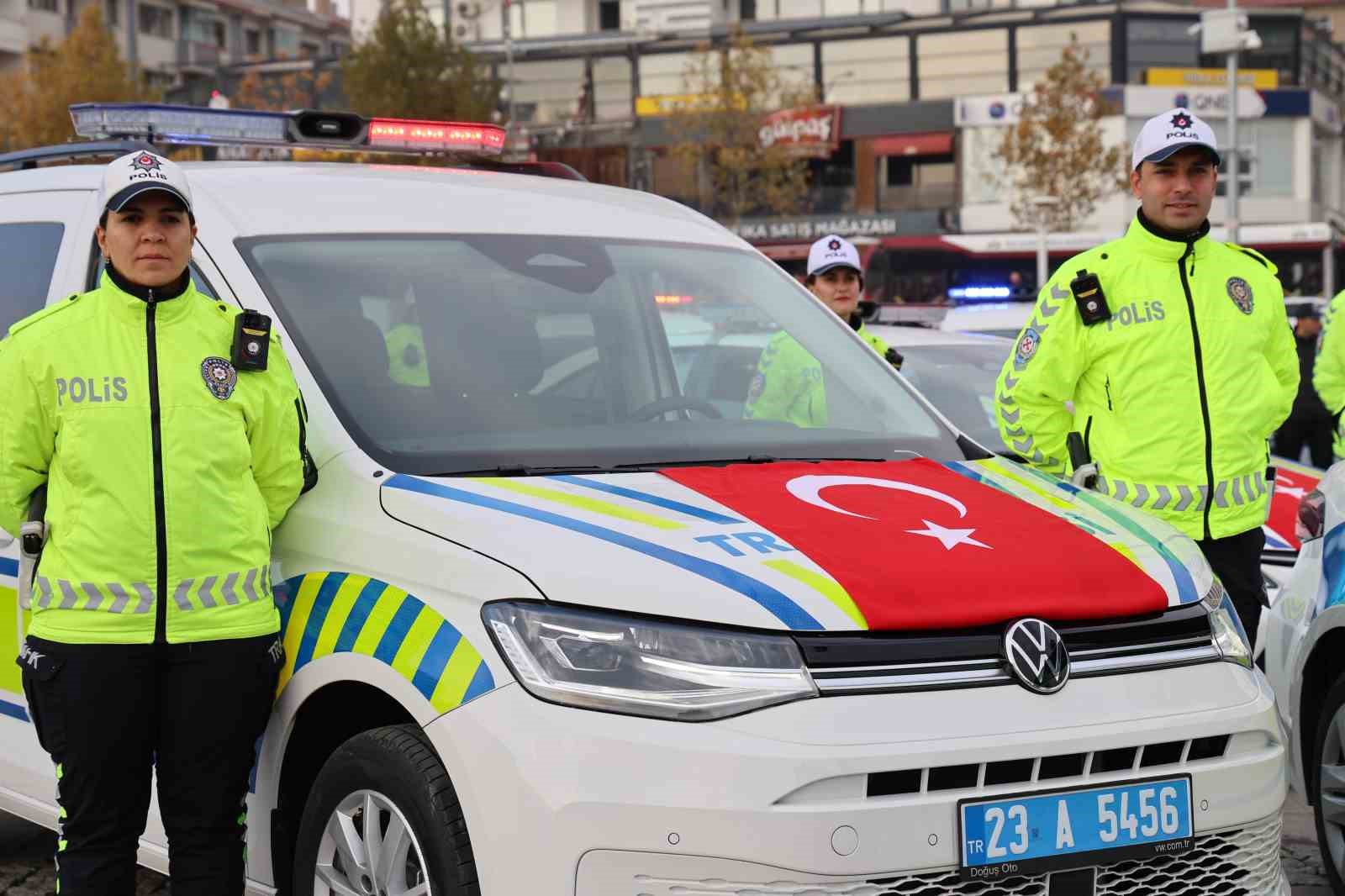 elazigda emniyet ve jandarmaya 84 yeni arac 1 AtHeupgS