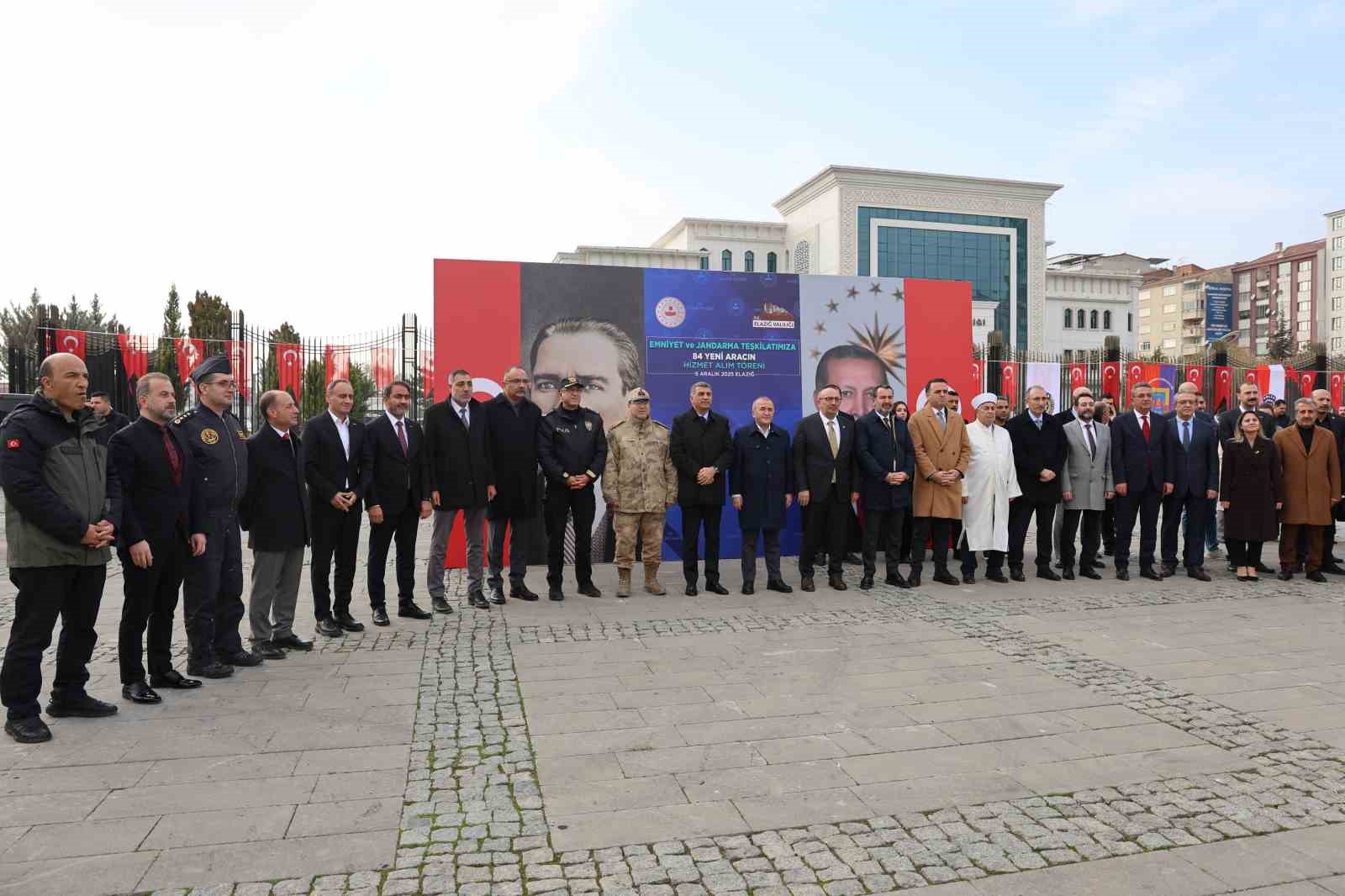 elazigda emniyet ve jandarmaya 84 yeni arac 6 zGLBbCPf