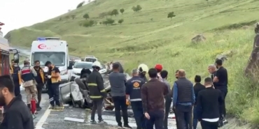 elazigda-feci-kaza-1-olu-3-yarali-QHsbnJ5y.jpg