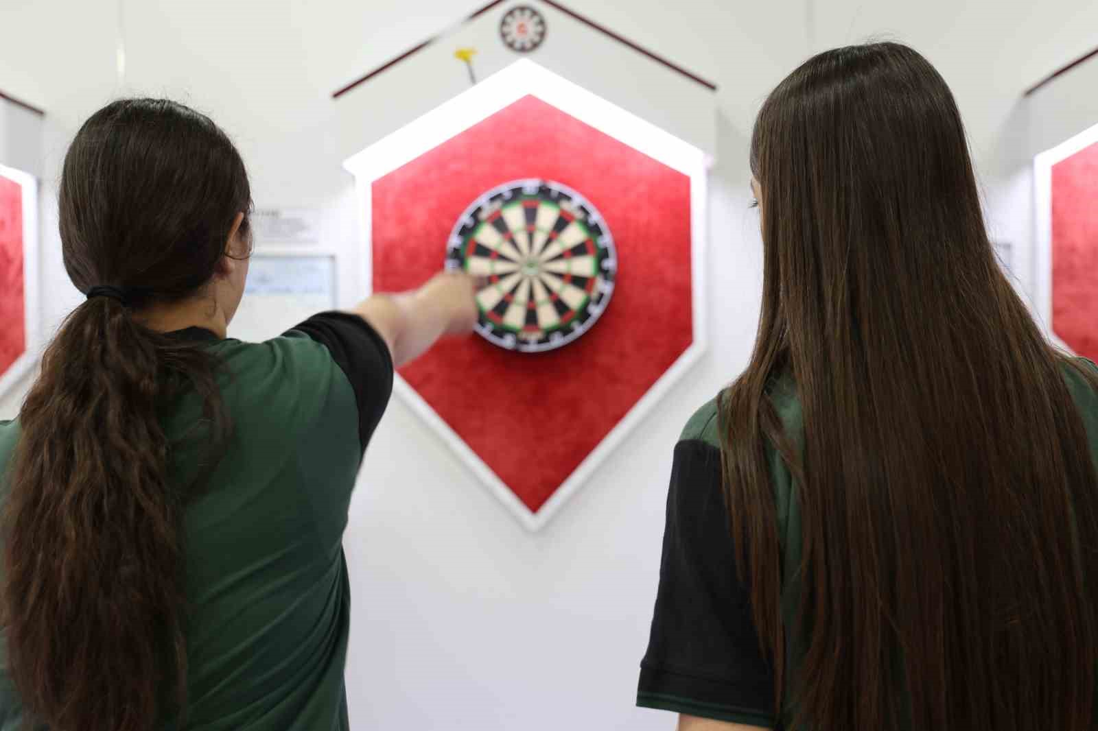 elazigda genc kizlarin dart sporuna ilgisi artiyor 5 CZjaDsfM