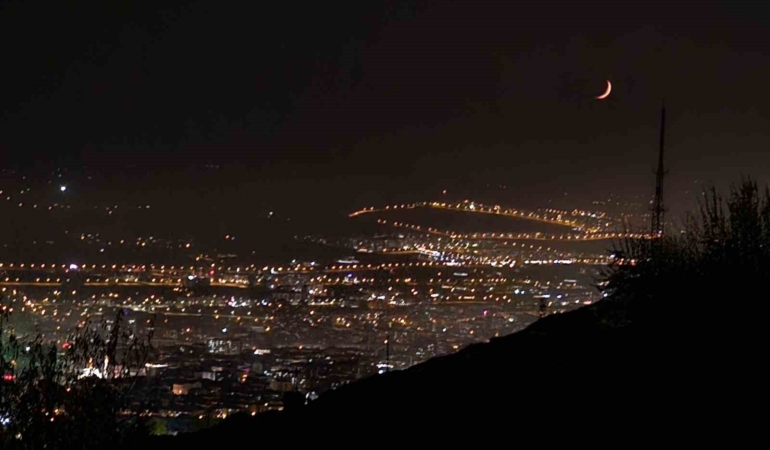 elazigda-hilal-ay-hayran-birakti-IaT4GrHs.jpg