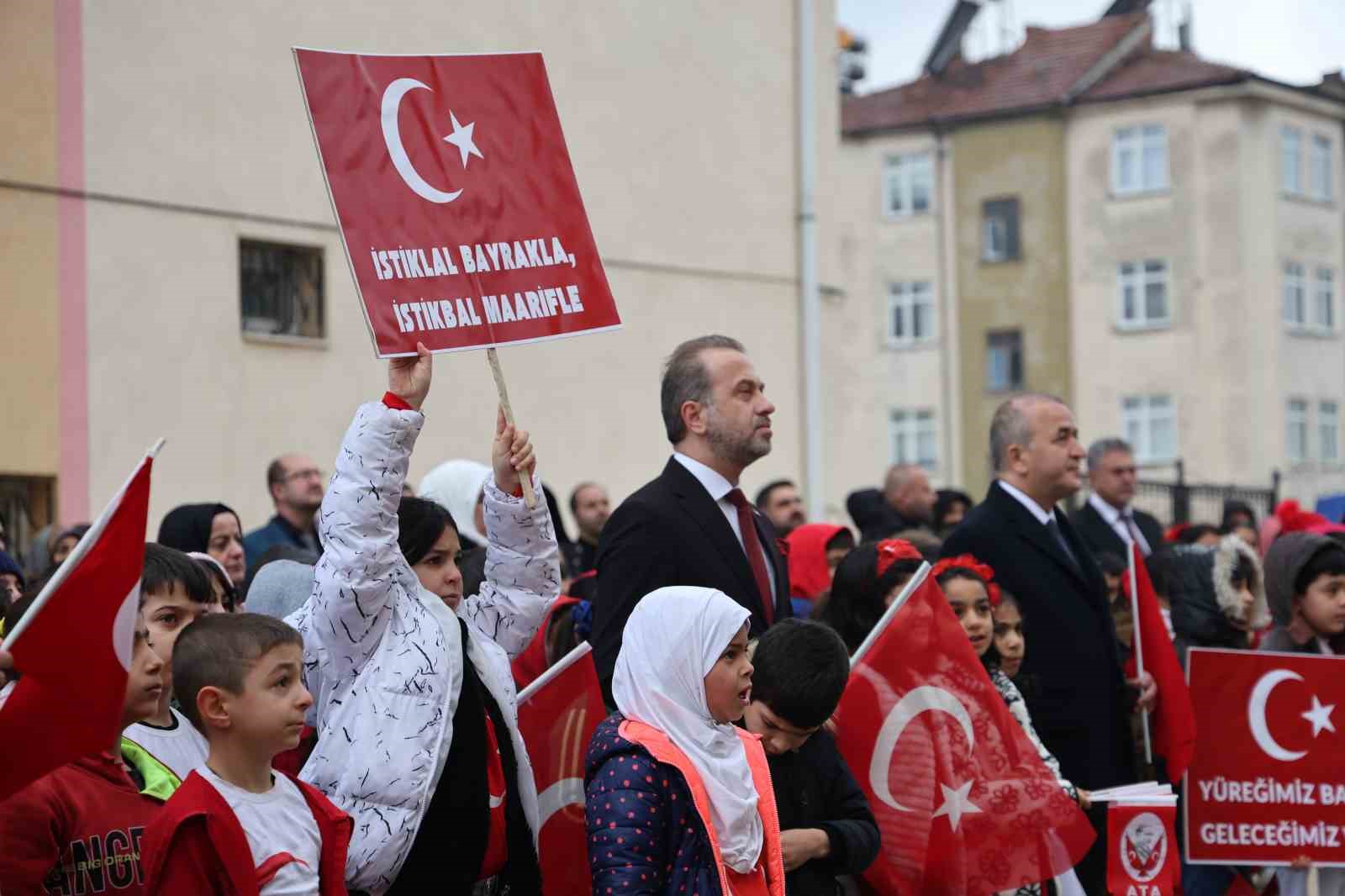 elazigda ikinci donemin ilk ders zili bayrak sevgisi ile caldi 3 qFvYiYQ2