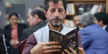 elazigda-kahvehanelere-kitap-kosesi-kuruluyor-e4b5s5FC.jpg