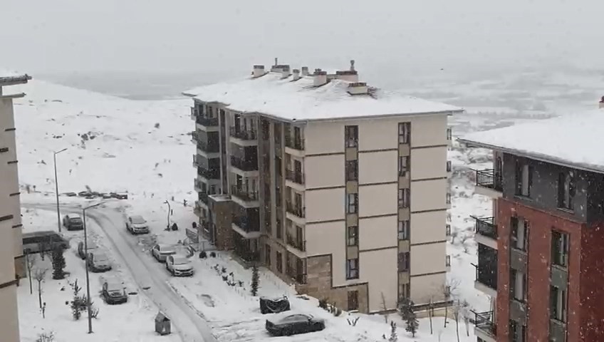 elazigda kar yagisi araliklarla suruyor 1 Xwv7SsRc