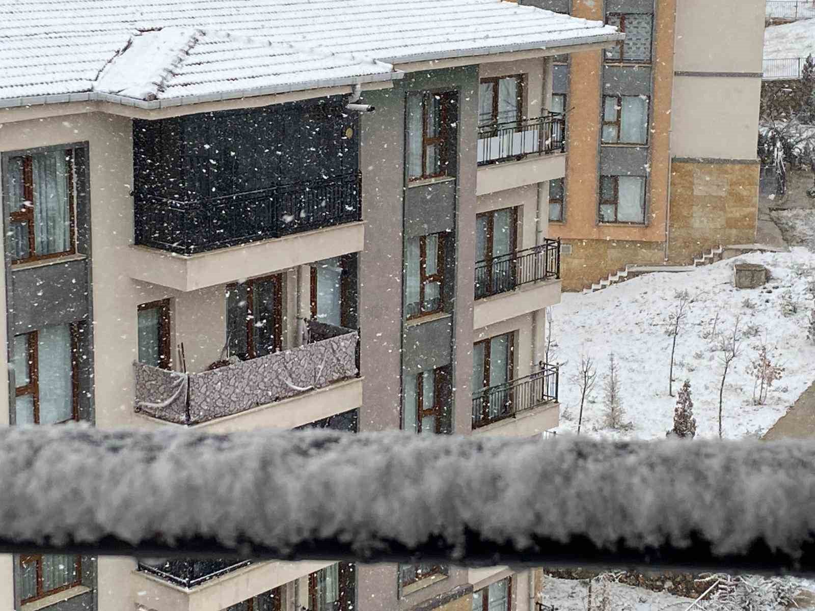 elazigda kar yagisi basladi 3 EXyZtiVR