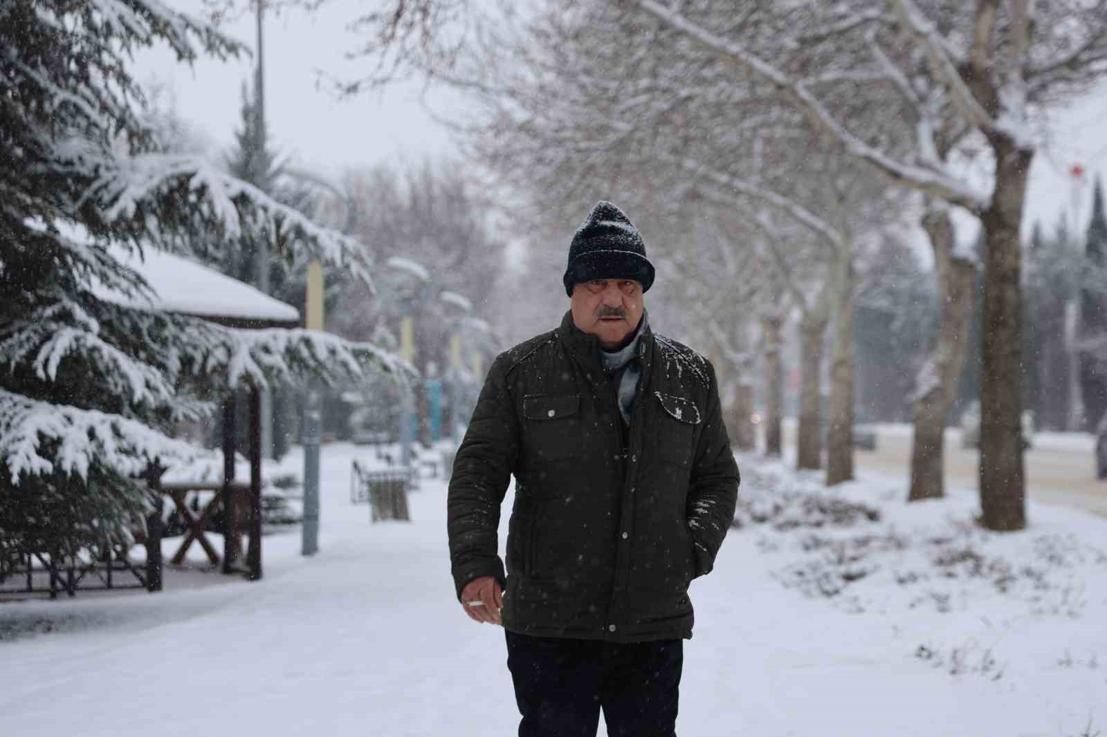 elazigda kar yagisi etkisini surduruyor 11 BserAAu4