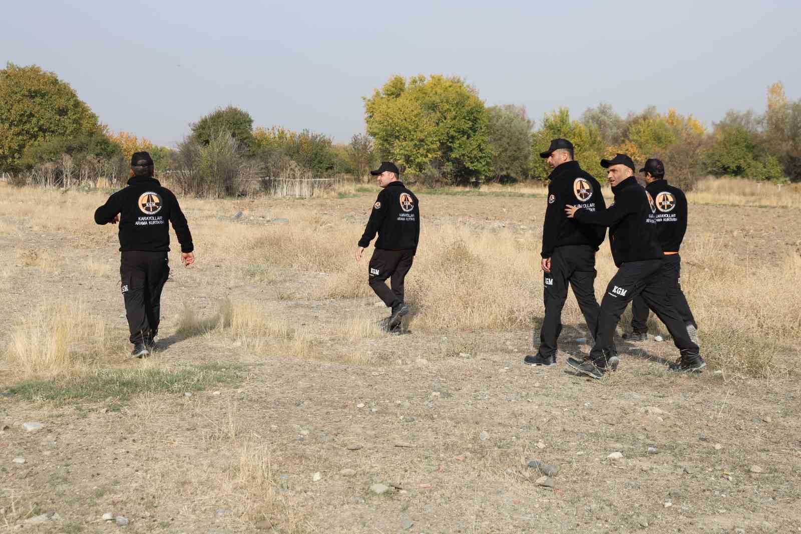 elazigda kayip cocugu 250 kisilik ekip ariyor 0 ItIsbXWu