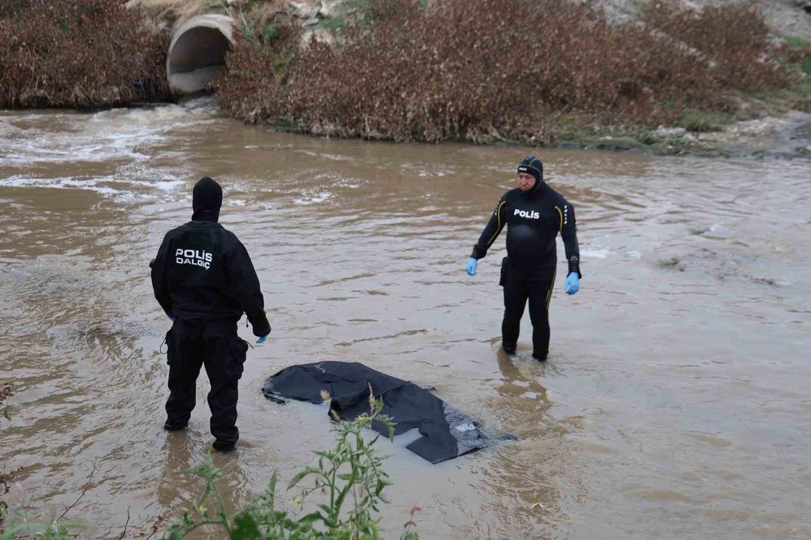 elazigda kayip cocugun cansiz bedeni bulundu 4 zsamKAOl