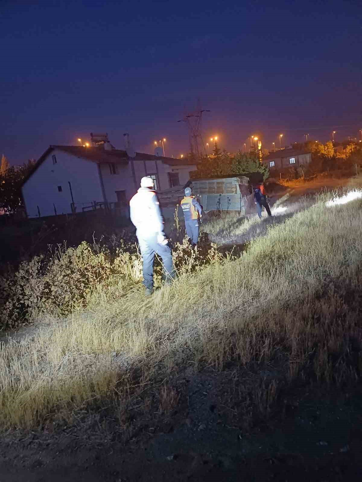 elazigda kayip otizmli cocugu arama calismalari 72 saatte de gece boyunca suruyor 12 vdjsPBBv