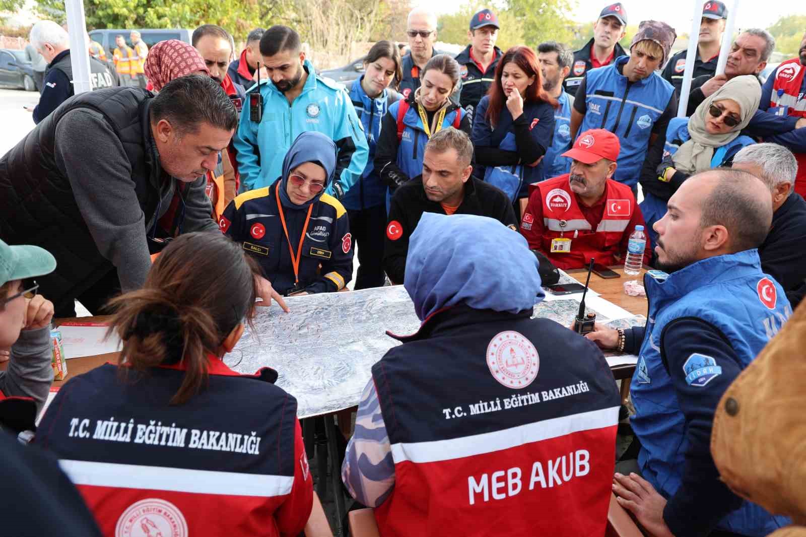 elazigda kayip otizmli cocugun ailesi endiseli dort gun oldu aclik ve susuzluktan her sey MYf4uV3P