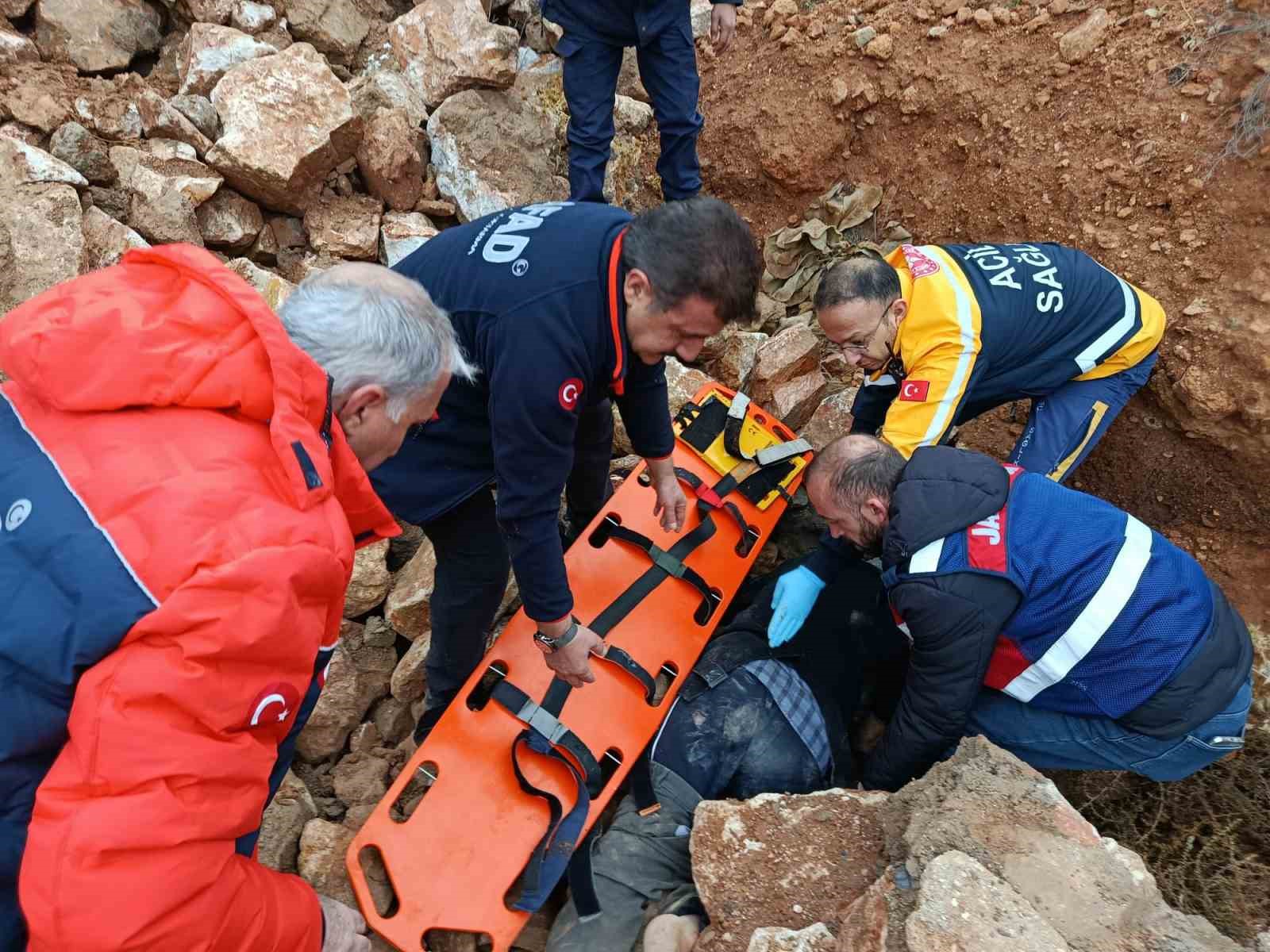 elazigda kayip yasli adam yarali halde bulundu 0