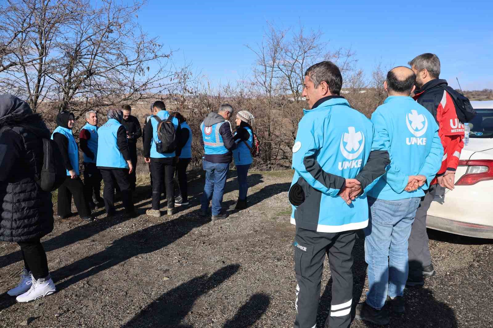 elazigda kayip yasli adami arama calismalari suruyor 3