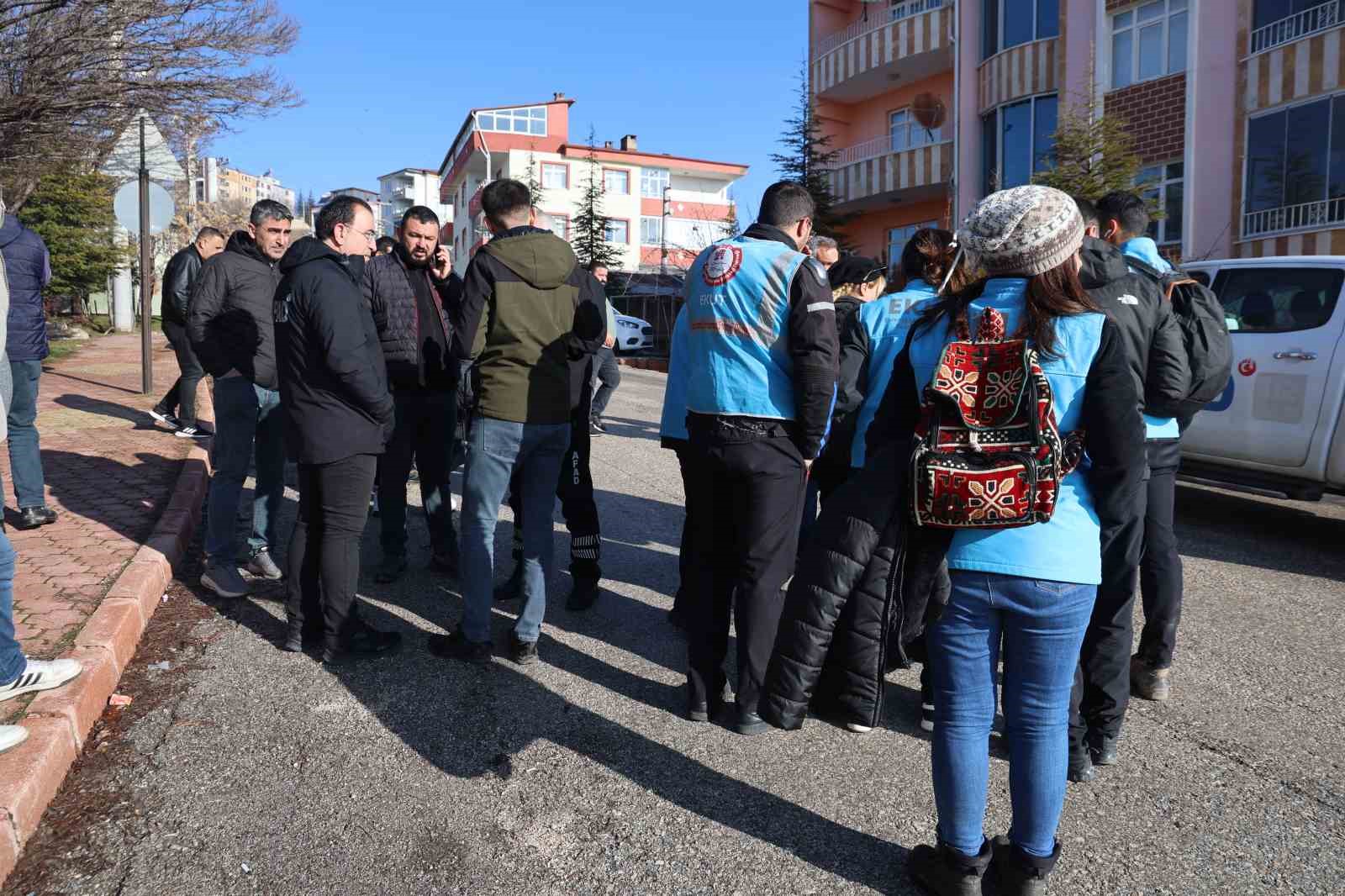 elazigda kayip yasli adami arama calismalari suruyor 5 iSf81GwD