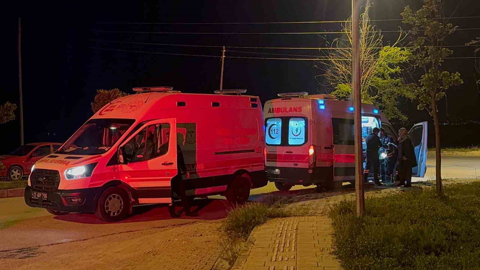 elazigda korkutan yangin 1i hamile 4 kisi dumandan etkilendi 2 e5SbqbMw
