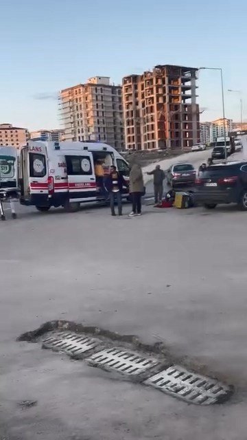 elazigda motosiklet ile otomobil carpisti 1 yarali 1 hDO3zEGE