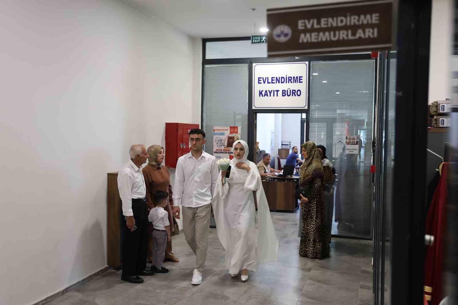 elazigda nikah salonlarinda 26062026 yogunlugu 3