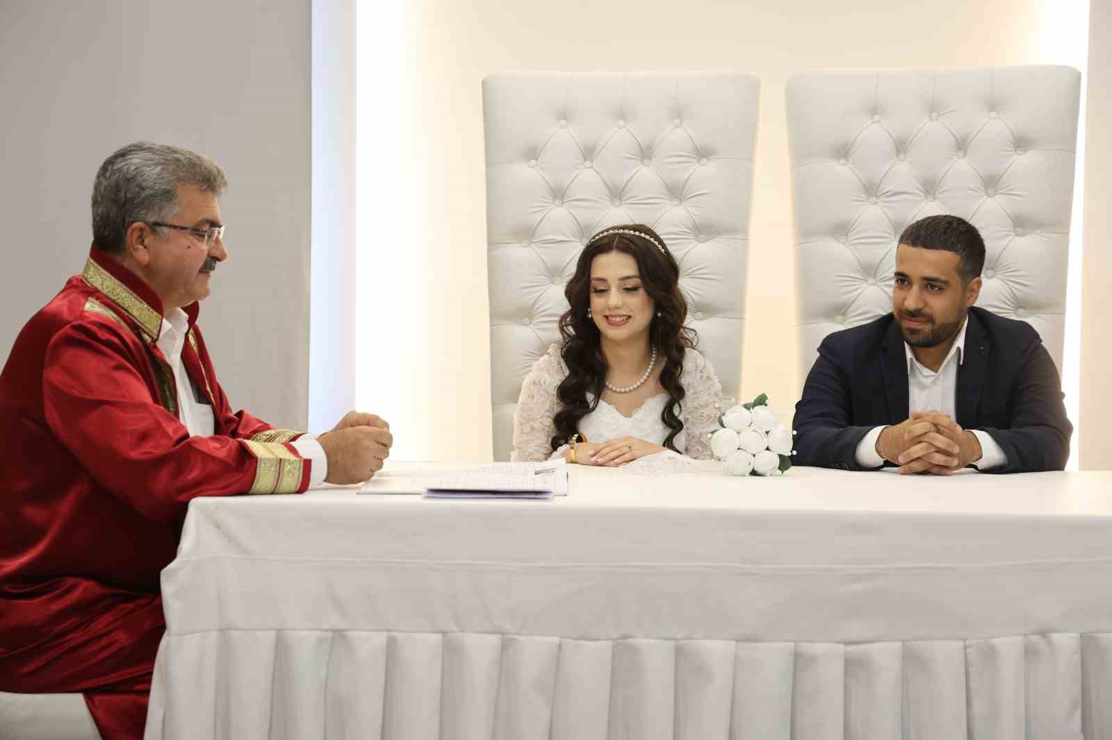 elazigda nikah salonlarinda 26062026 yogunlugu 4 CnVRkec9