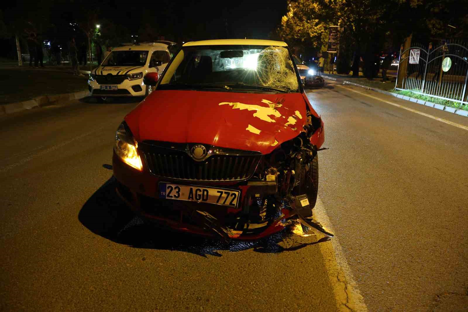 Elazığ’da otomobil yayalara çarptı: 2 ağır yaralı 5 elazigda otomobil yayalara carpti 2 agir yarali 1 fdYt4ENA