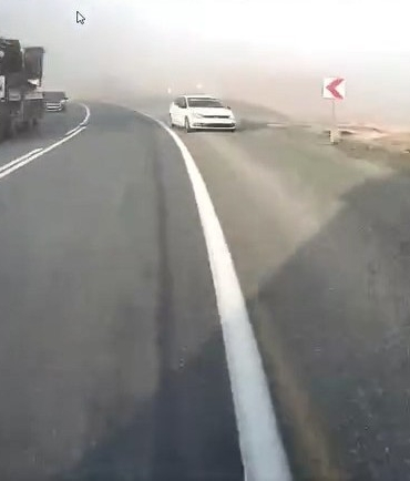 elazigda-otomobilin-hatali-sollamasi-kazaya-davetiye-cikardi-hlXWL6IU.jpg
