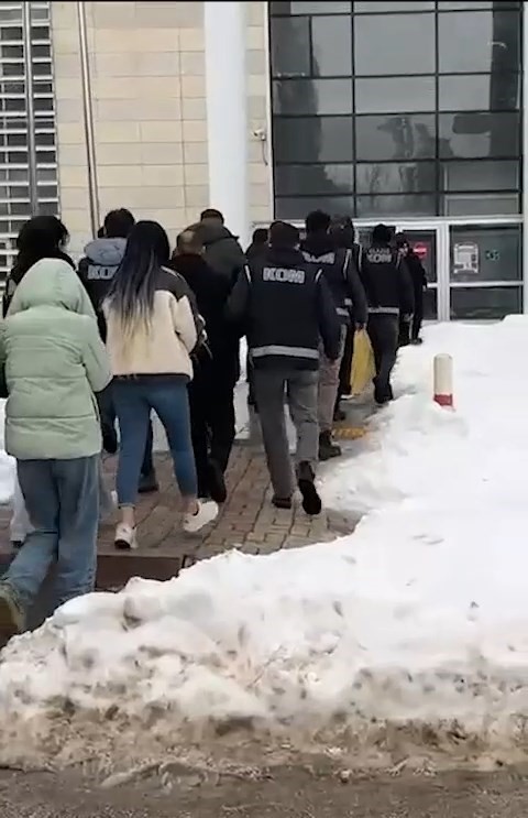 elazigda restoranlara silahli saldiri tutuklu sayisi 6ya yukseldi 2 kqSvlttG
