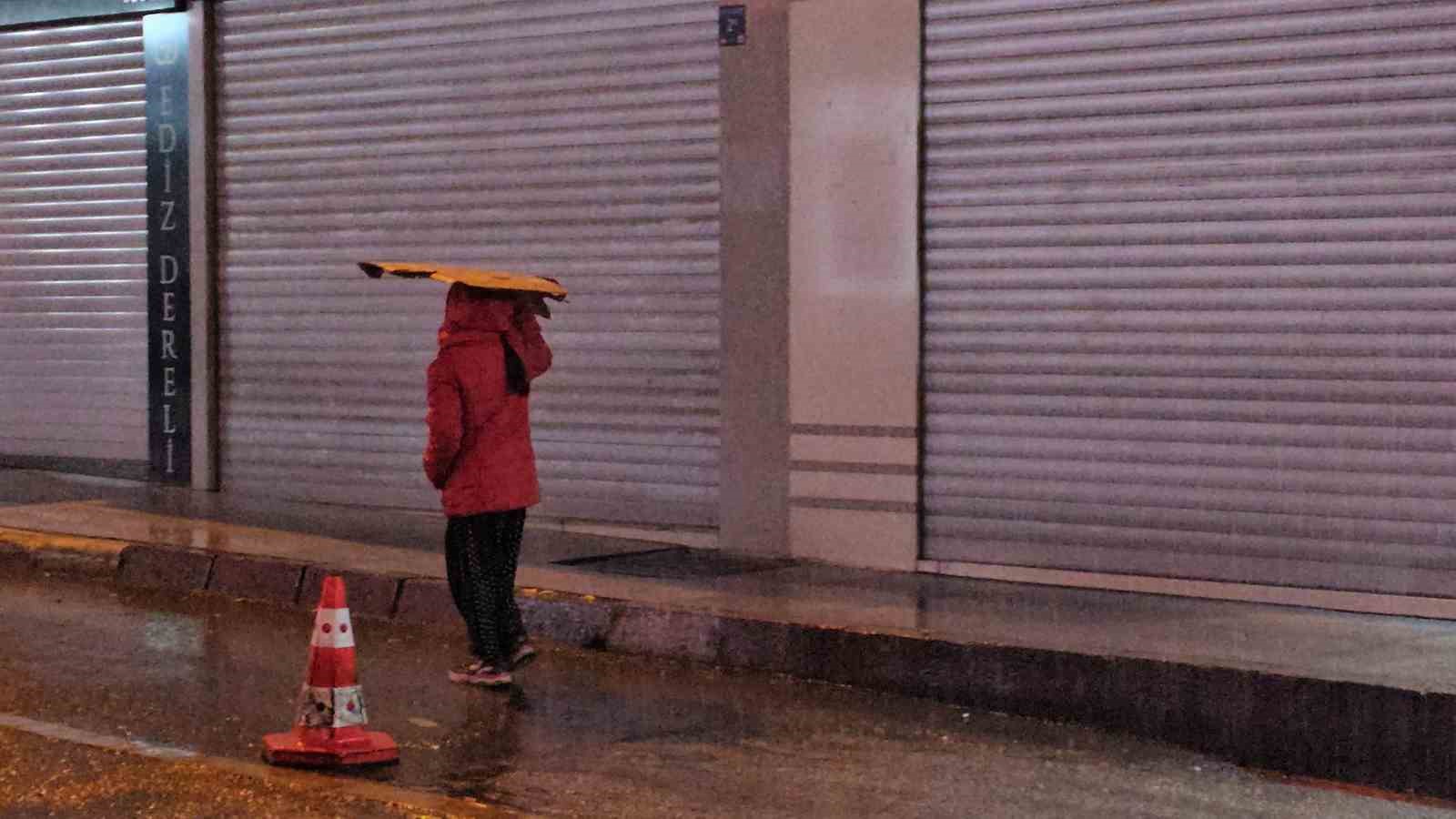 elazigda saganak yagis etkili oldu 3 JXPMLpn1