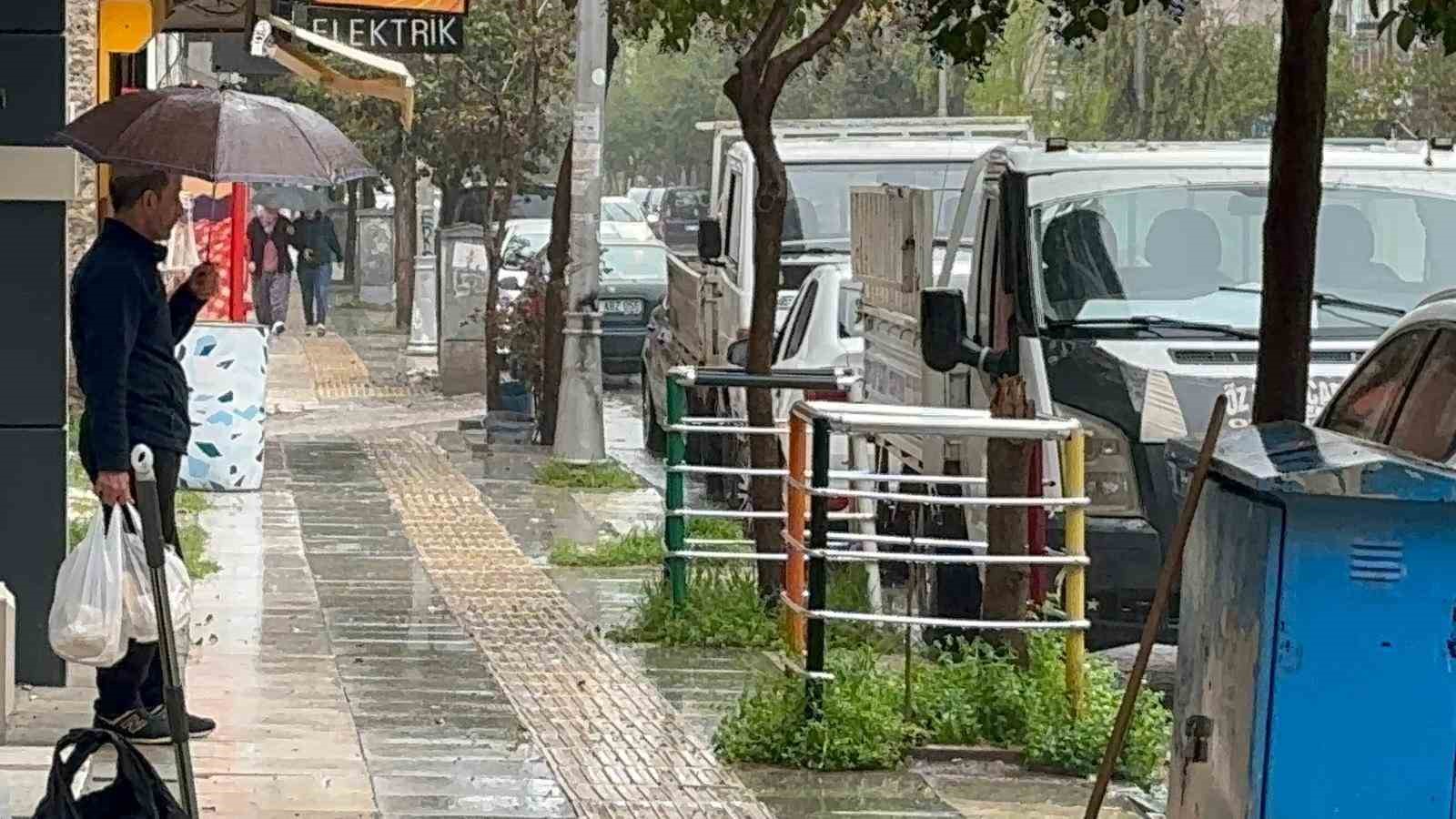 elazigda saganak yagis etkili oluyor 1 BevSXlhk