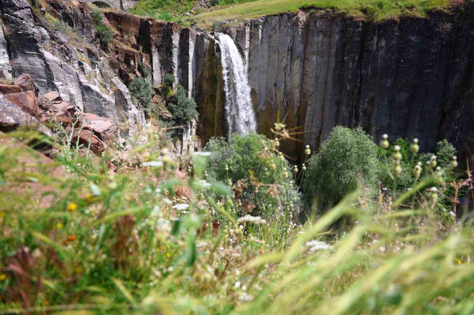 Elazığ’da saklı doğa harikası: Nişankaya Şelalesi ve doğal kanyon 7 elazigda sakli doga harikasi nisankaya selalesi ve dogal kanyon 3 v7cdjaKF