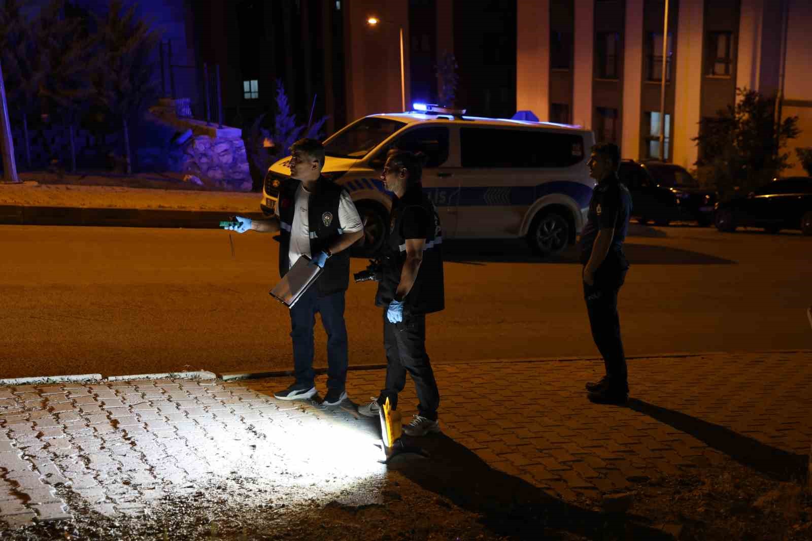 Elazığ’da silahlı ve bıçaklı kavga: 2 ağır yaralı 5 elazigda silahli ve bicakli kavga 2 agir yarali 1 C3AgZevS