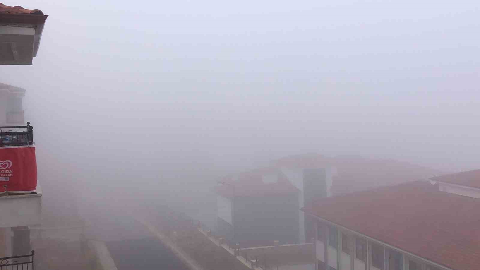 Elazığ’da sis etkili oldu 5 elazigda sis etkili oldu 1 61vFbabh